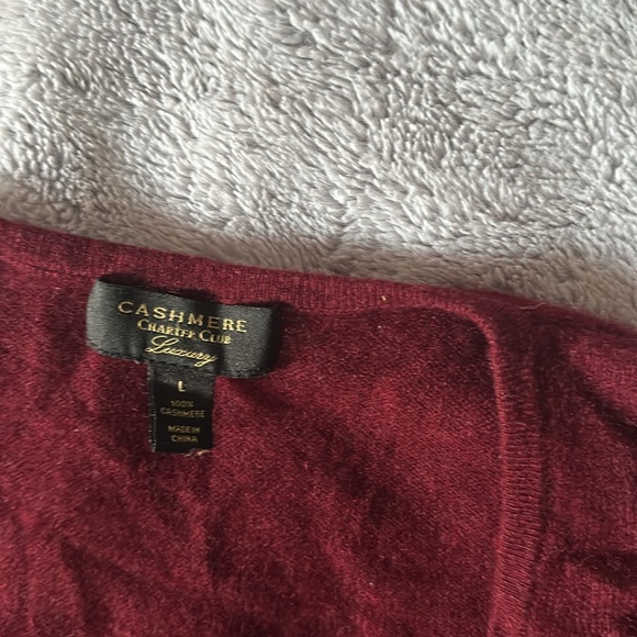 Used 100% Cashmere Women's V-Neck Long-Sleeve Sweater size Large Crantini color - Picture 3 of 10